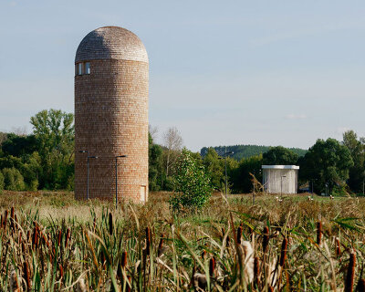 gora architects turns cow pasture into student art park in rural russia