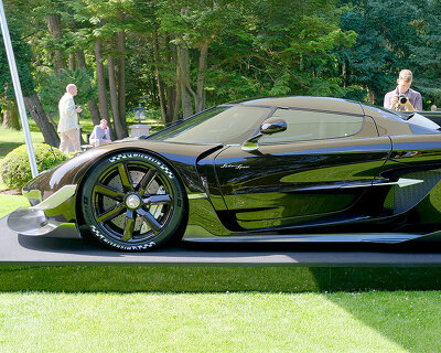 sadair’s spear by koenigsegg shows sculpted body during aurora concours debut in sweden