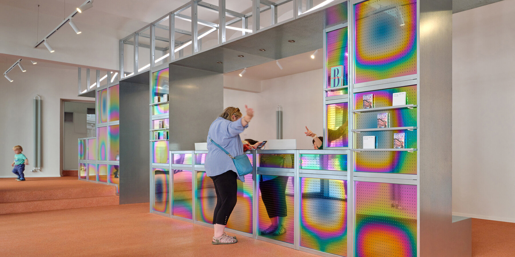 kogaa-redesign-tourist-info-desk-tic-brno-civic-counter-designboom-1800-3