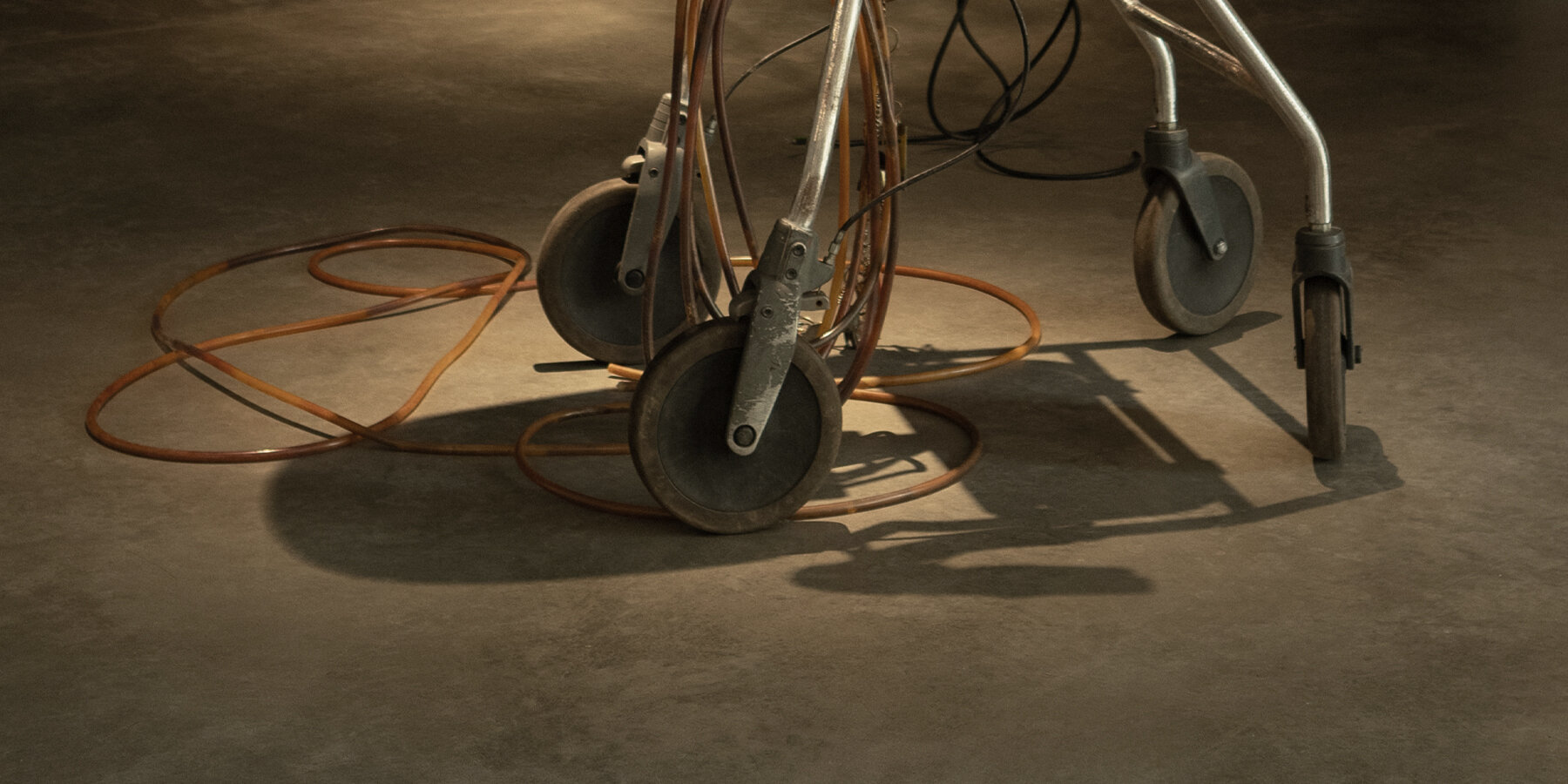 laboratory-inactivity-mixed-media-installation-productivity-culture-zivile-aleknaviciute-designboom-1800-2