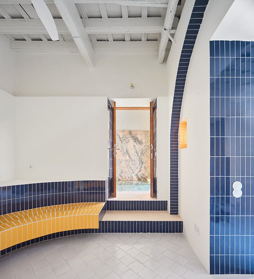 lucas y hernández–gil revives centuries-old spanish house with pool and preserved textures