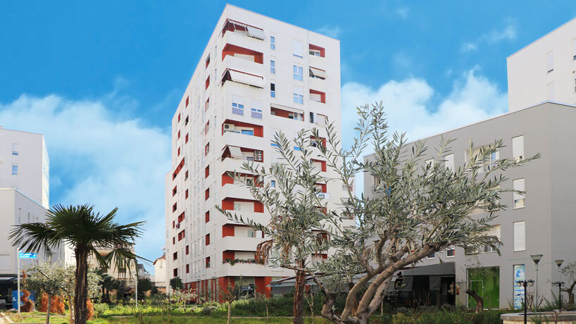 studio libeskind & kontakt weave public gardens through curved residences in tirana