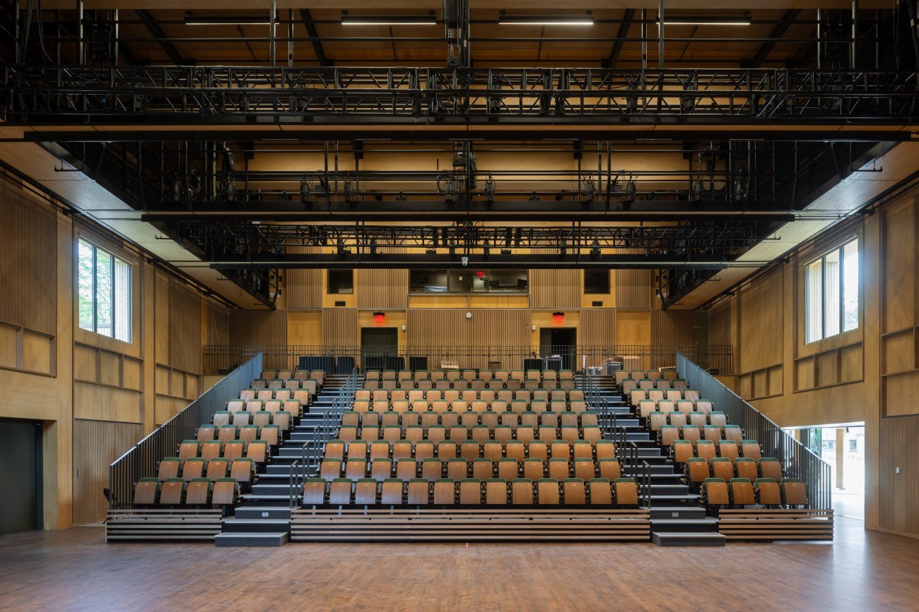 mecanoo's high-tech, timber clad dance theater opens at jacob’s pillow in massachusetts