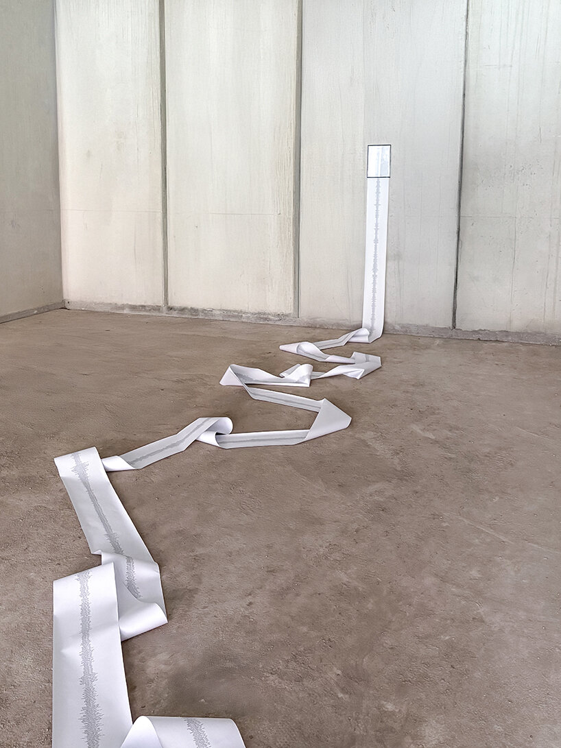 zélé collective turns uber eats' entire menu into 22-meter-long print artwork