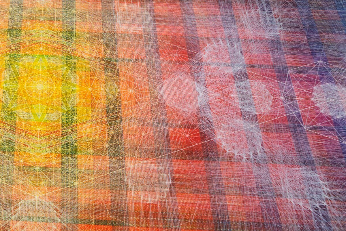 Di belakang lukisan luas dari Vortex Geometris Nima Nabavi: Konversi Energi, Tenaga Kerja dan Kencang
