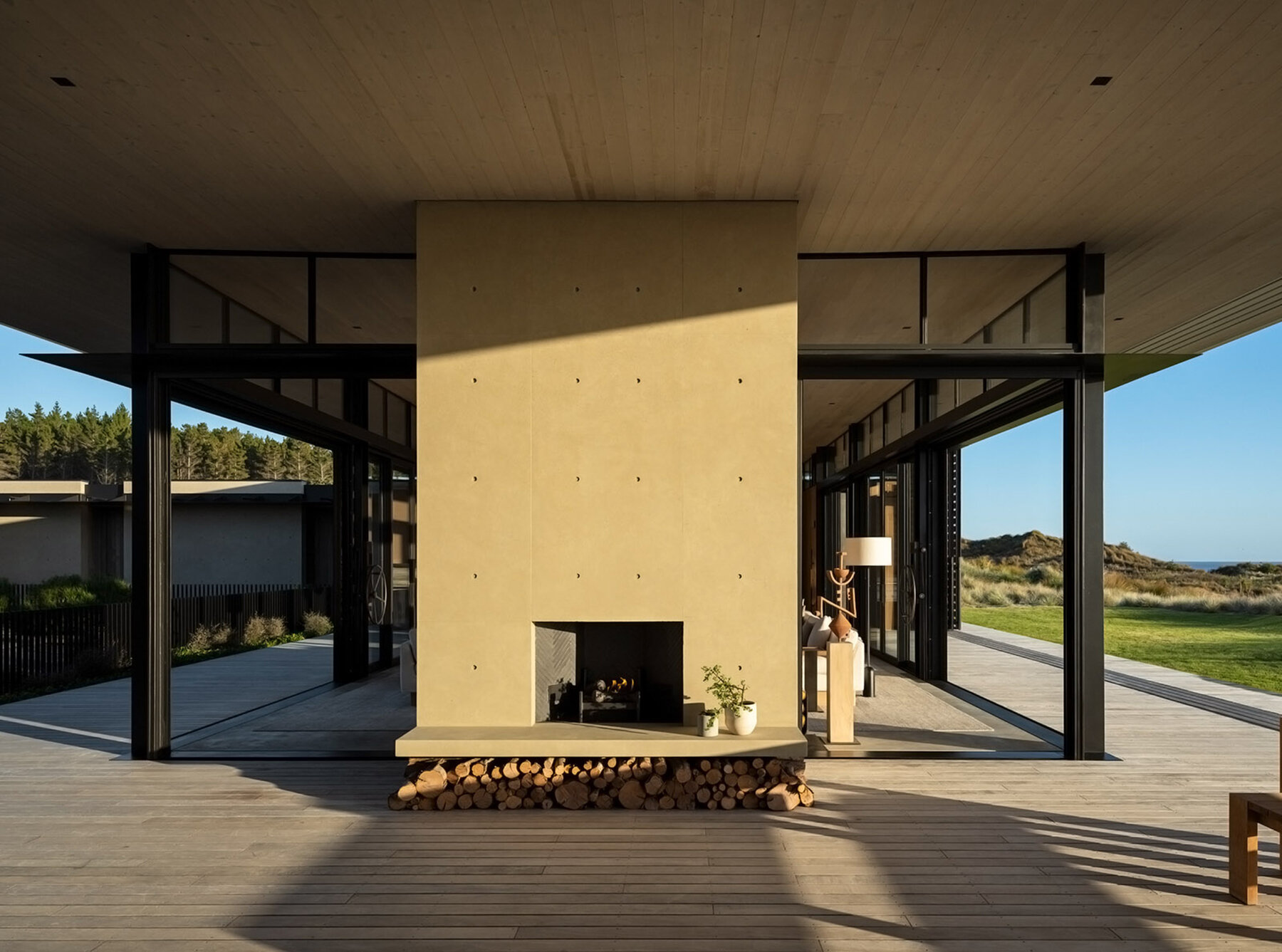 olson-kundig-tom-new-zealand-te-whare-tupu-kirikiri-designboom-08a