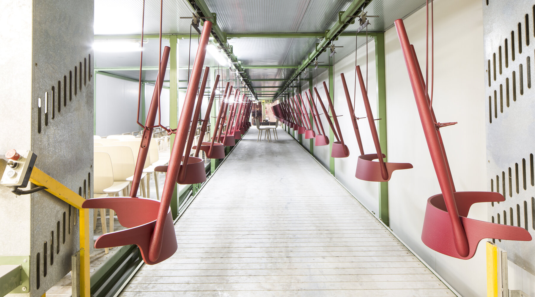 pedrali-wood-chair-designboom-06-fullwidth