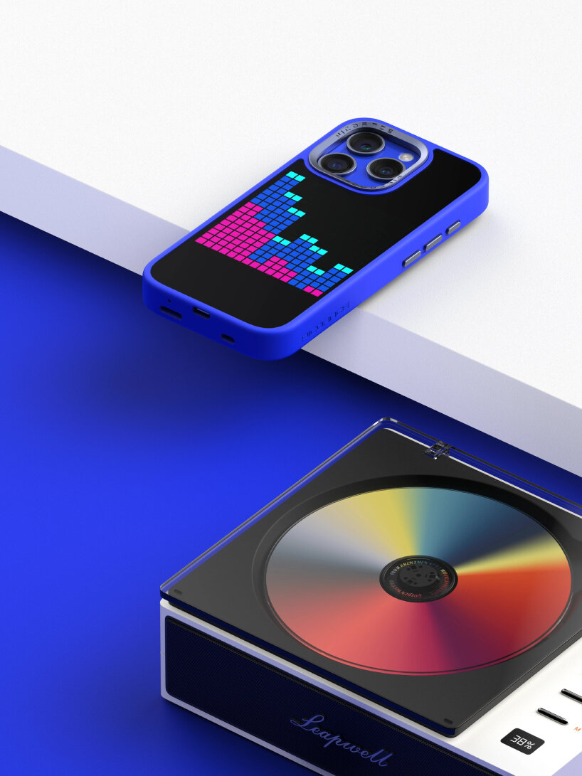 the lights get animated to the beat of the song the phone is playing