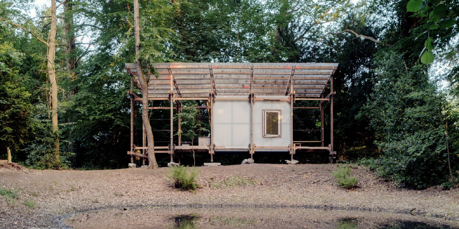 reading-room-in-the-forest-studio-method-fredriksoord-netherlands-designboom-1800-1