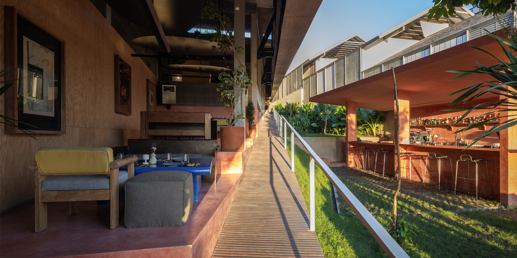 restaurant-studio-kota-balinese-terrain-series-open-air-platforms-designboom-large02
