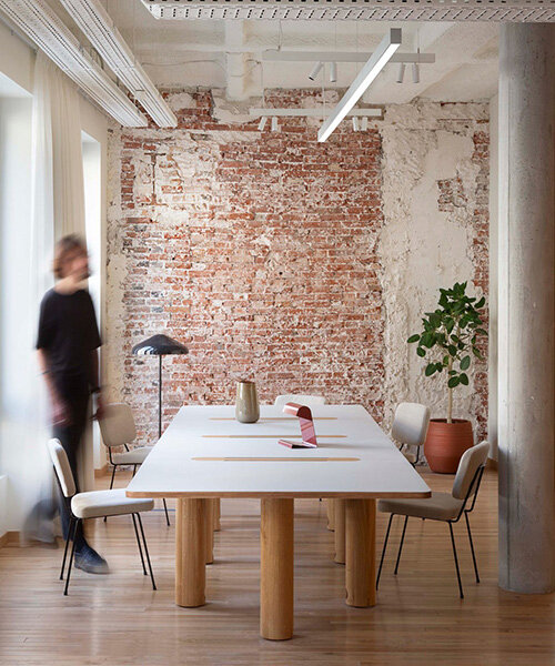 studio vincent eschalier revitalizes historic parisian building for SIA partners' workspace
