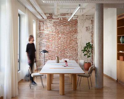 studio vincent eschalier revitalizes historic parisian building for SIA partners' workspace