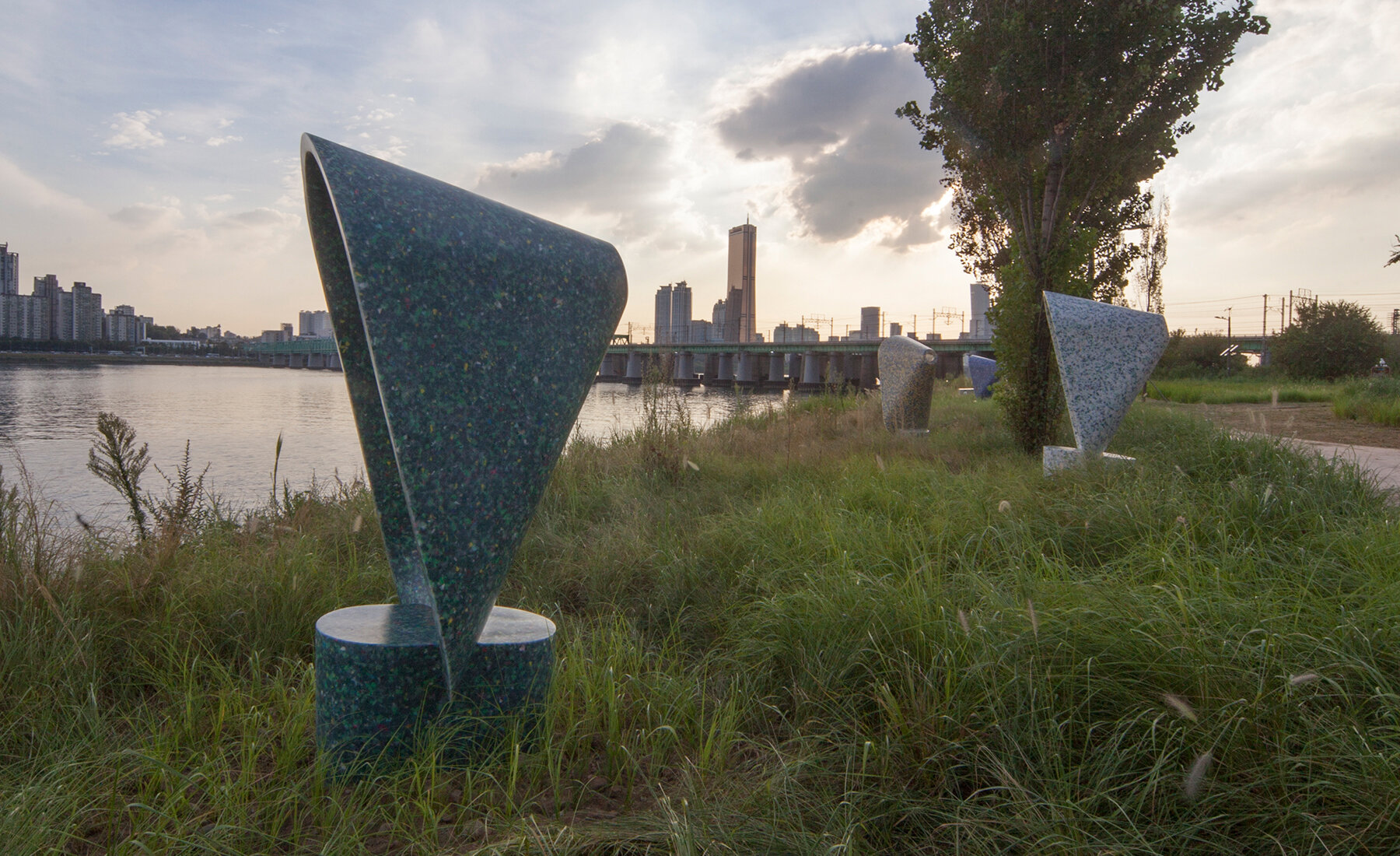 a-design-and-competition-street-furniture-designboom-13-fullwdith