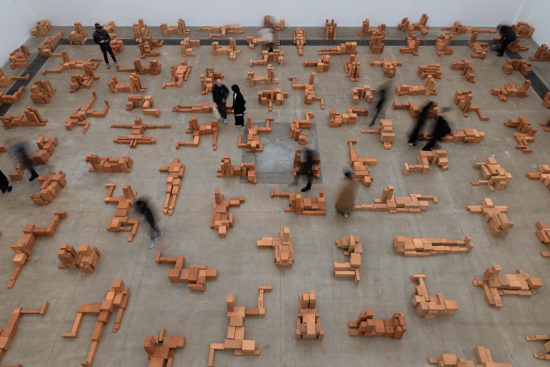 antony-gormley-body-buildings-monograph-designboom-06a