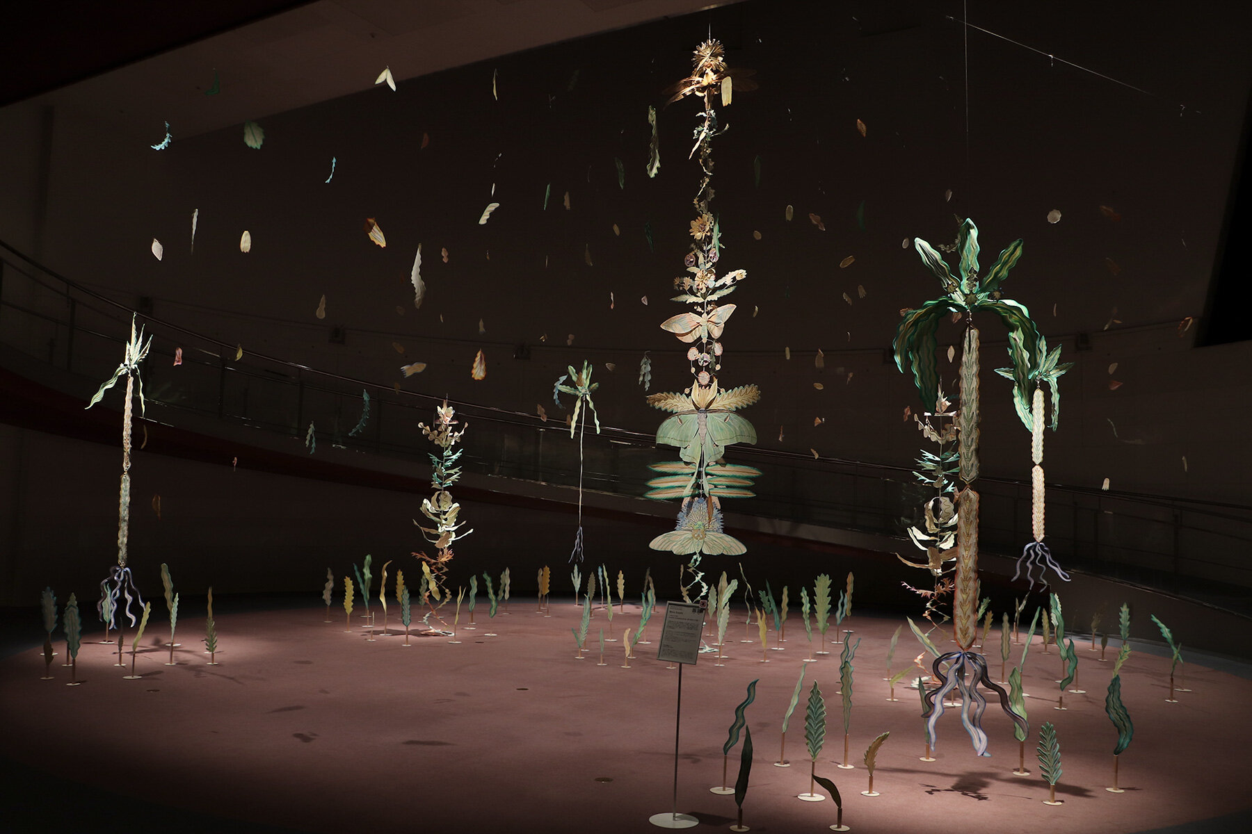 botanical-sculptures-mona-sugata-untreated-cotton-slow-gestures-designboom-large01