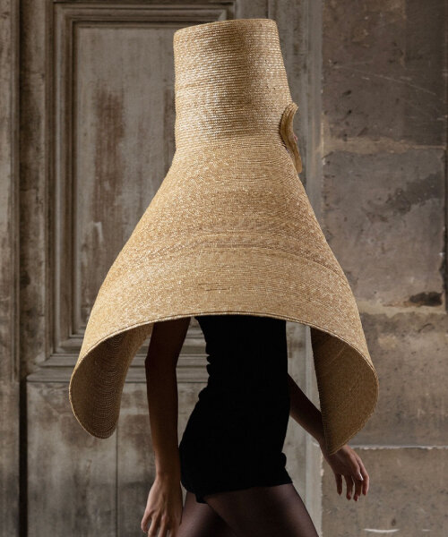 chaude couture weaves rice straw into wearable water-repellent raincoat and micro-shelter