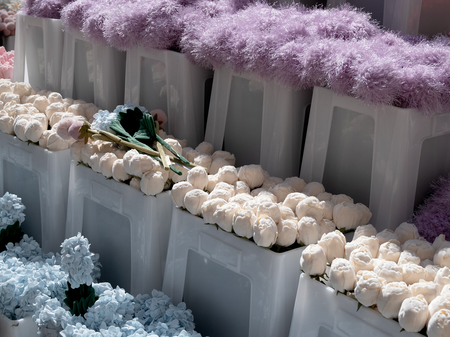 cj-hendy-flower-market-2-rockefeller-center-new-york-designboom-08a