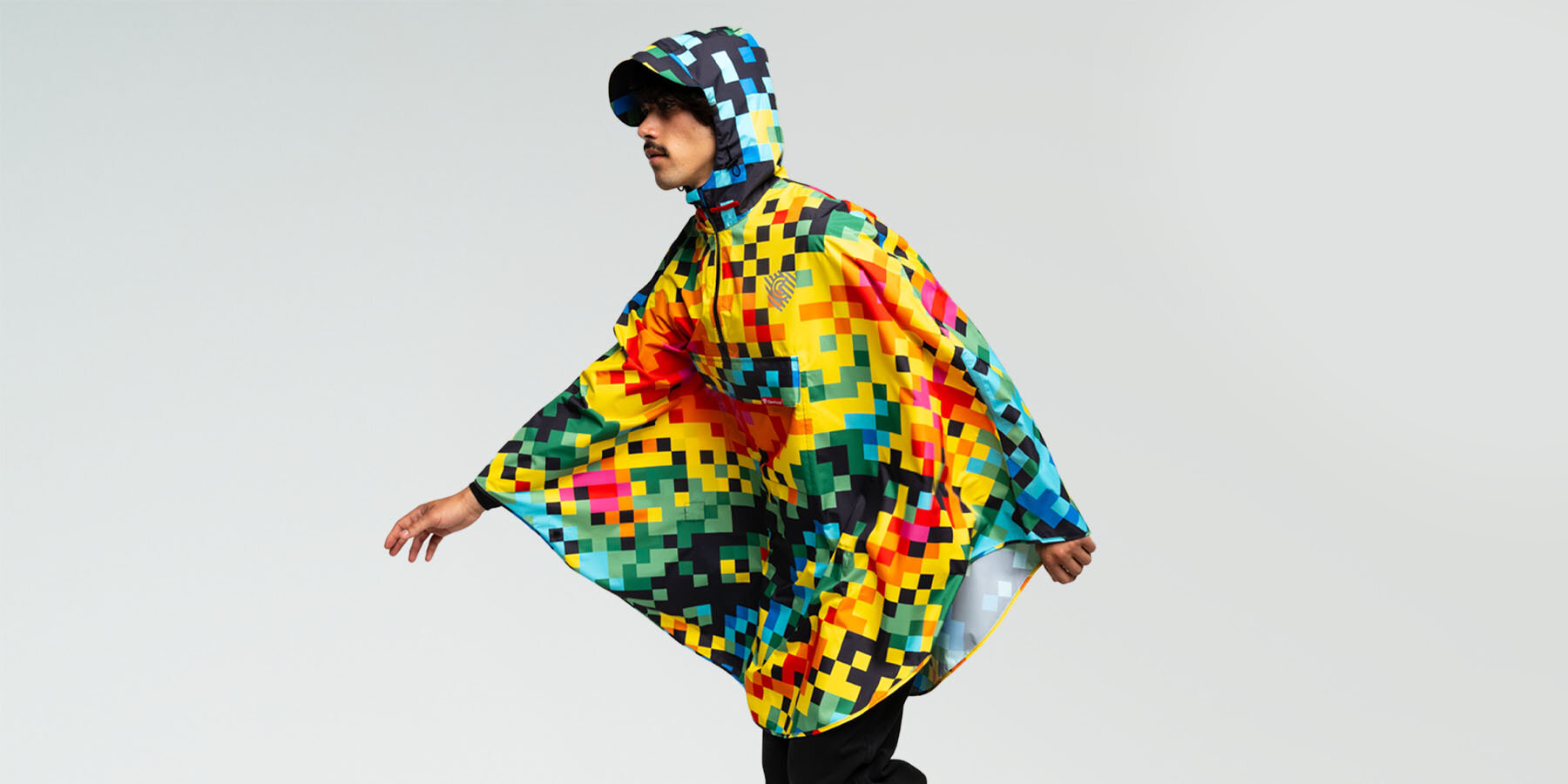 cleverhood-rainwear-stormy-rover-2-0-designboom-1800-2