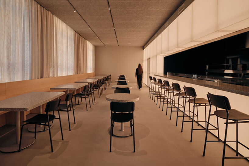 huit sushi restaurant in montreux glows with a custom-made led wall by craft & concept