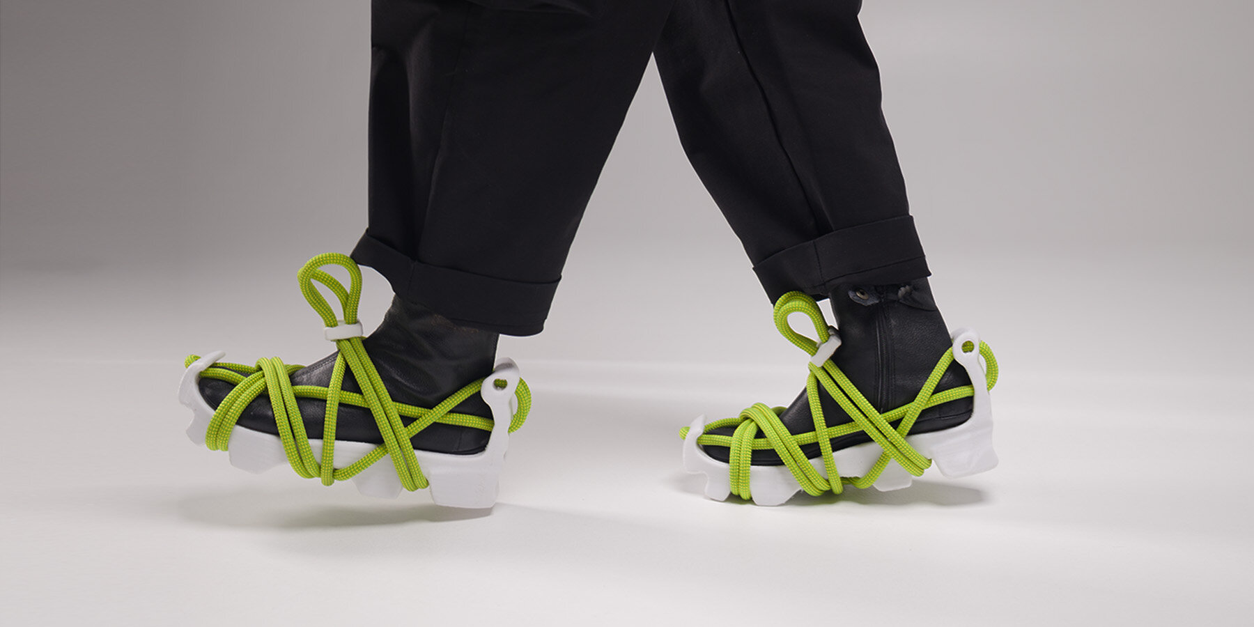 daniyar-uderbekov-udrb-3d-printed-modular-sneakers-designboom-1800-2