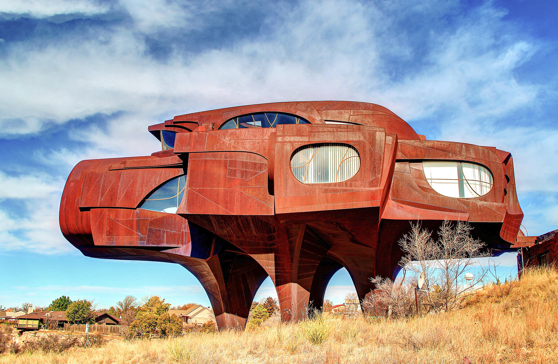 ducks-spaceships-weird-buildings-book-unconventional-hoxton-mini-press-imogen-fortes-designboom-full-01