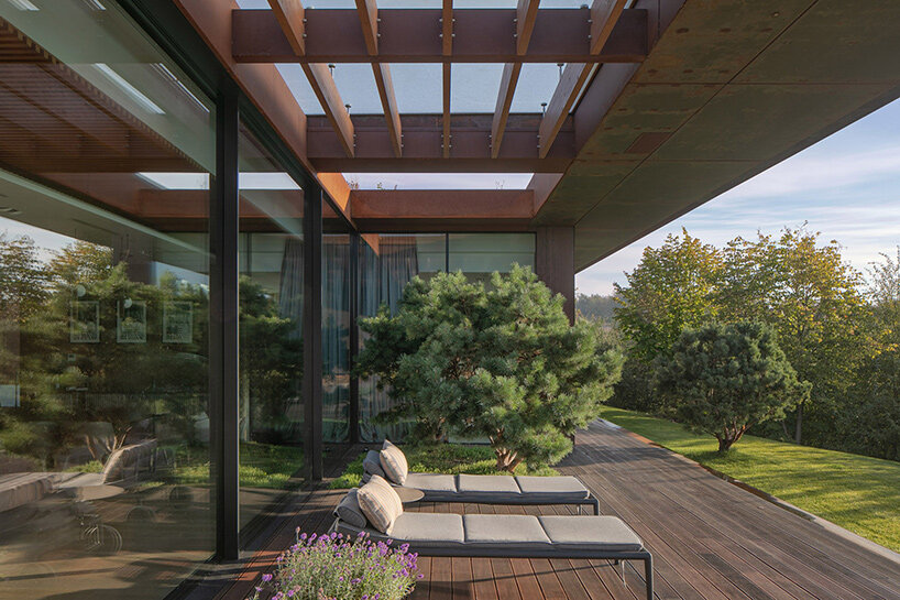 house slope 77 studio