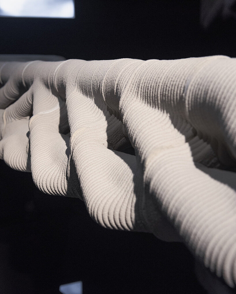 low-carbon 3D printed diamanti bridge showcases modular concrete system at venice show