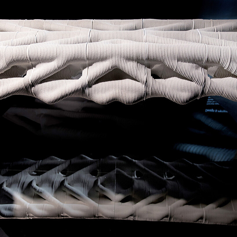 low-carbon 3D printed diamanti bridge showcases modular concrete system at venice show