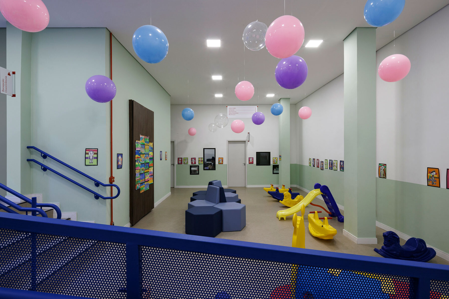 magnum-lourdes-college-biri-chico-albano-brazil-designboom-1800-4