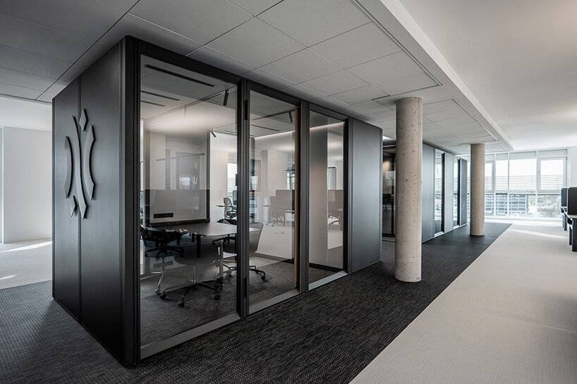 szymon rychlik details how mute pioneers smarter modular office designs