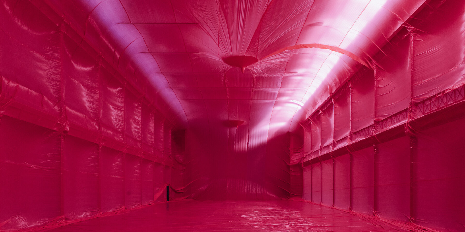 penique-productions-melbourne-royal-exhibition-building-inflatable-MATRIA-designboom-ban