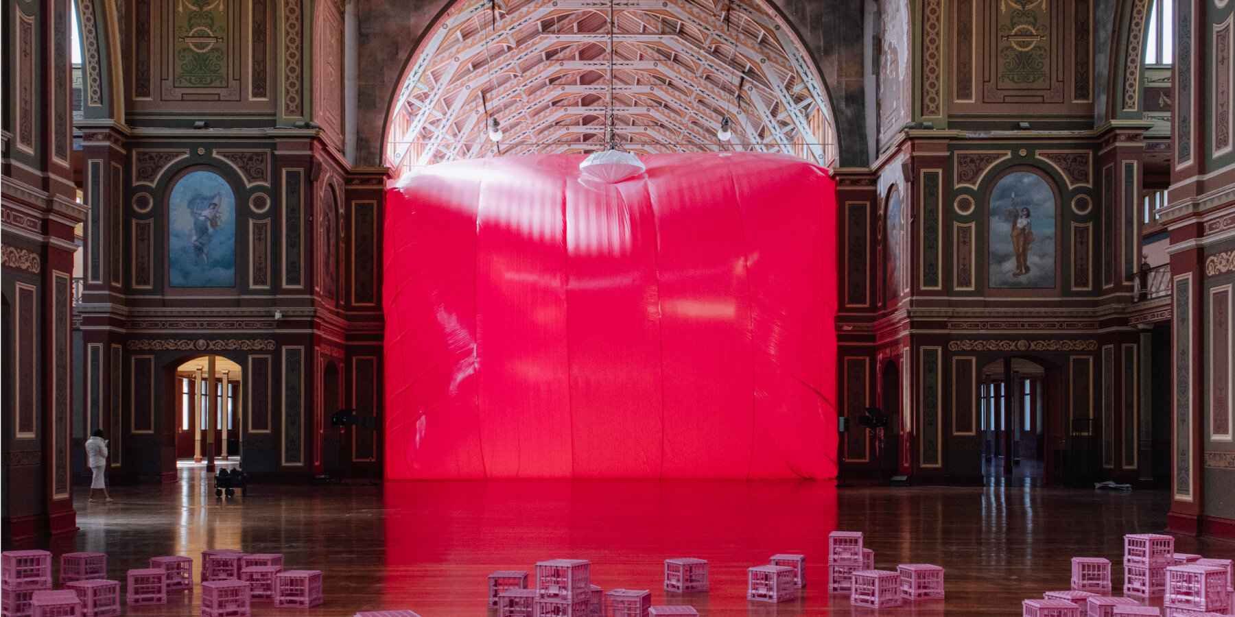 penique-productions-melbourne-royal-exhibition-building-inflatable-MATRIA-designboom-ban2