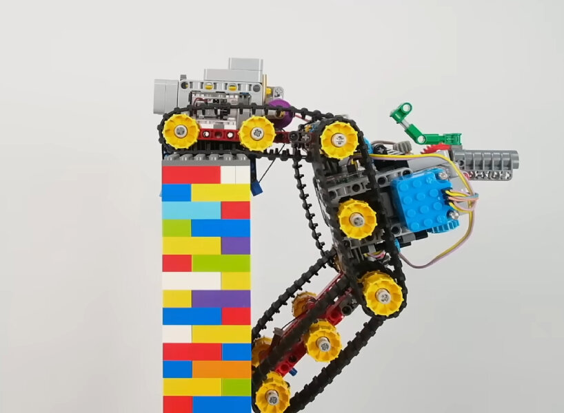 detailed view of the hook while the model is on top of the wall