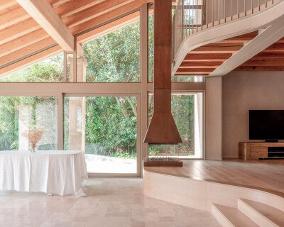 studio bressan transforms italian farmhouse into residence with double-height glass portico