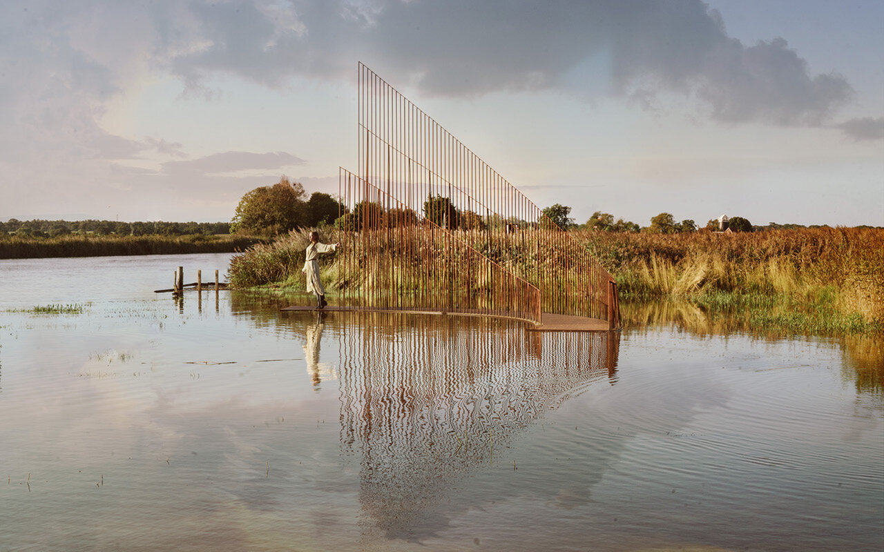 vertical-untreated-steel-rebars-maetherea-kinetic-installation-uk-iron-reef-designboom-1800-3