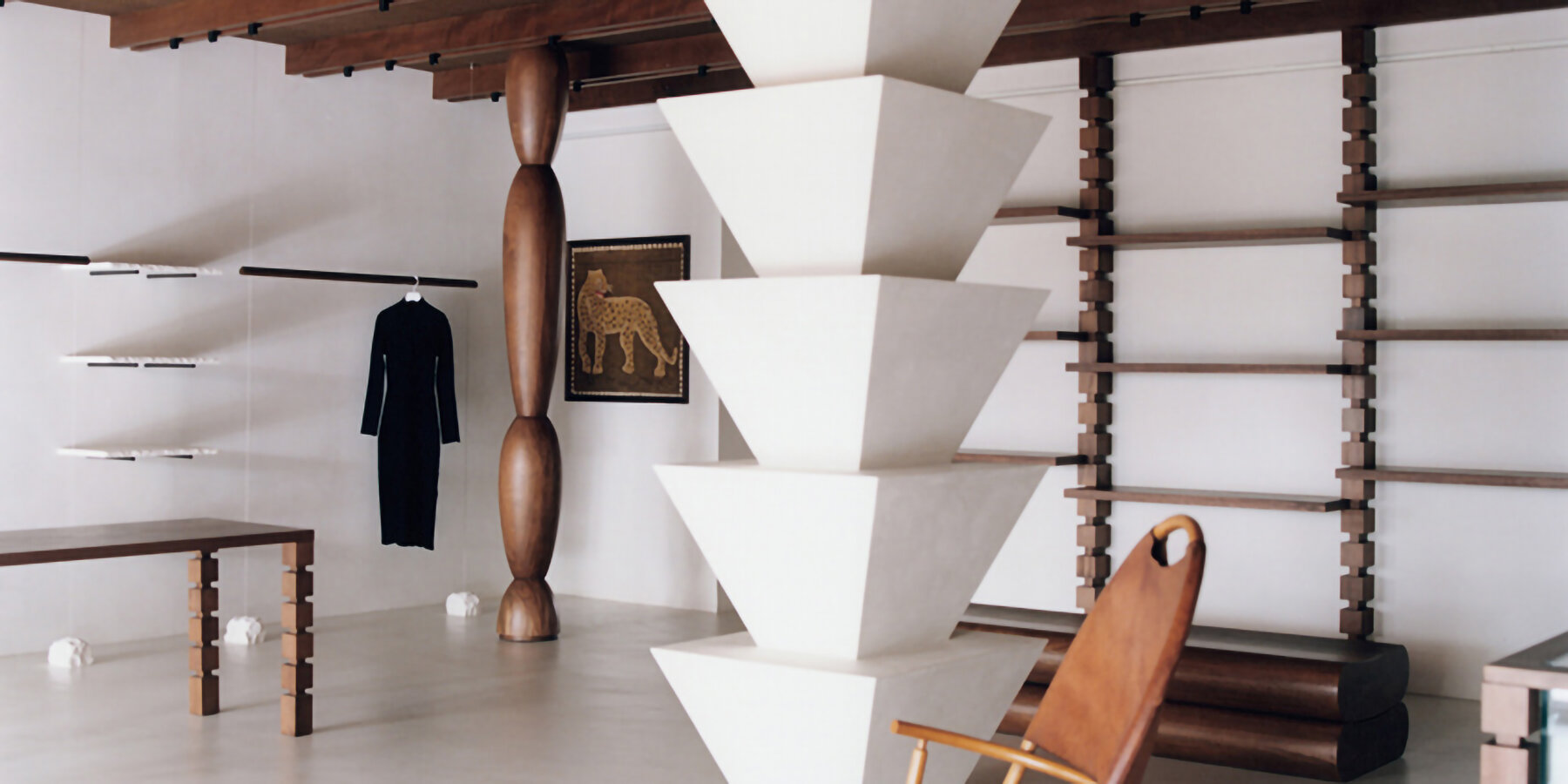 zimmer-studio-es-more-palma-dual-retail-space-designboom-1800-2