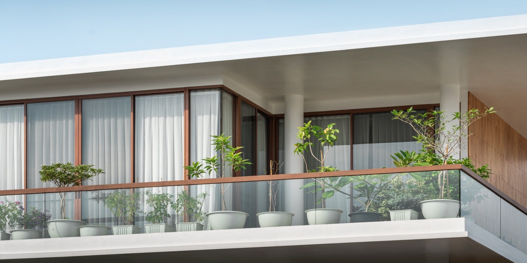 4396-floating-garden-house-seniors-flat12x-bangkok-designboom-1800-3