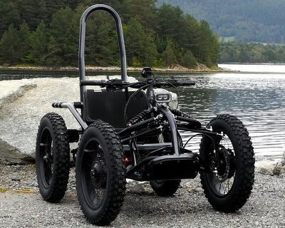 all-terrain exoquad V2 for people with reduced mobility has customizable brake and throttle