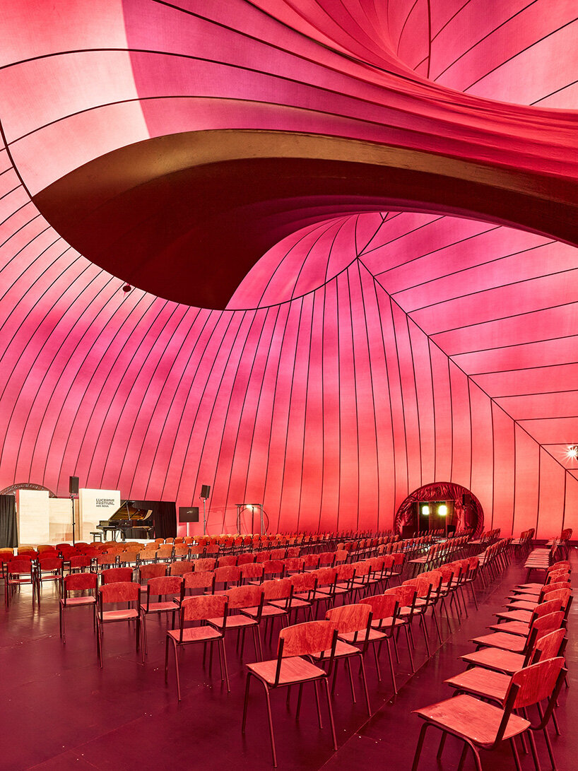 anish kapoor and arata isozaki's inflatable 'ark nova' concert hall rises in switzerland