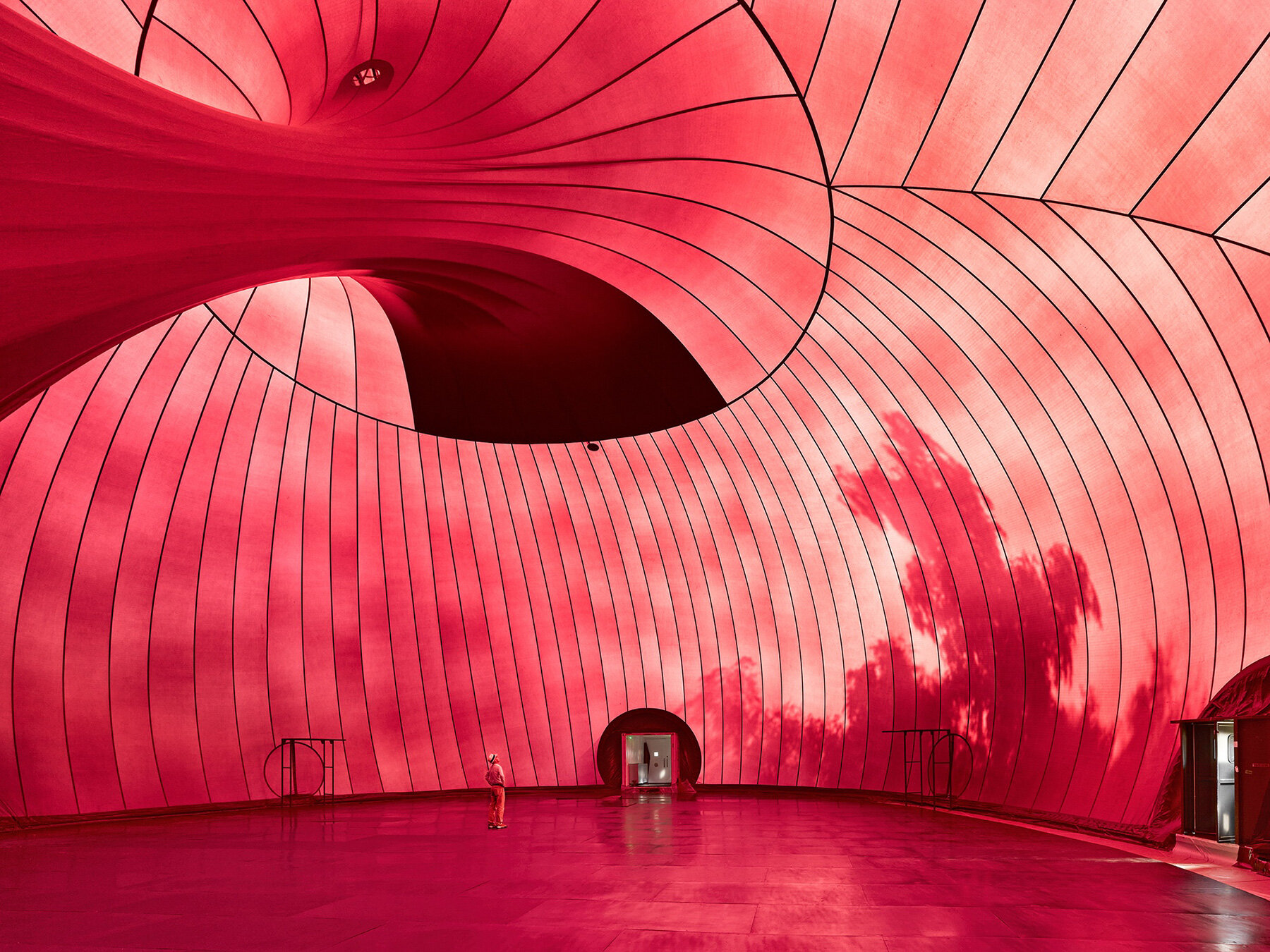 anish kapoor and arata isozaki's inflatable 'ark nova' concert hall rises in switzerland