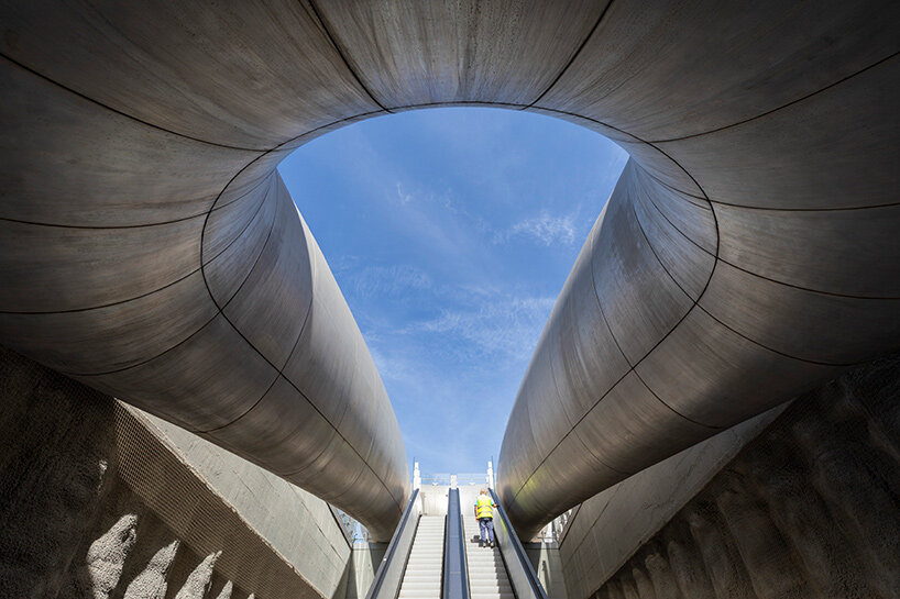 Aneesh Kapoor attracted Dante's Inform to sculpture the new metro station in Naples