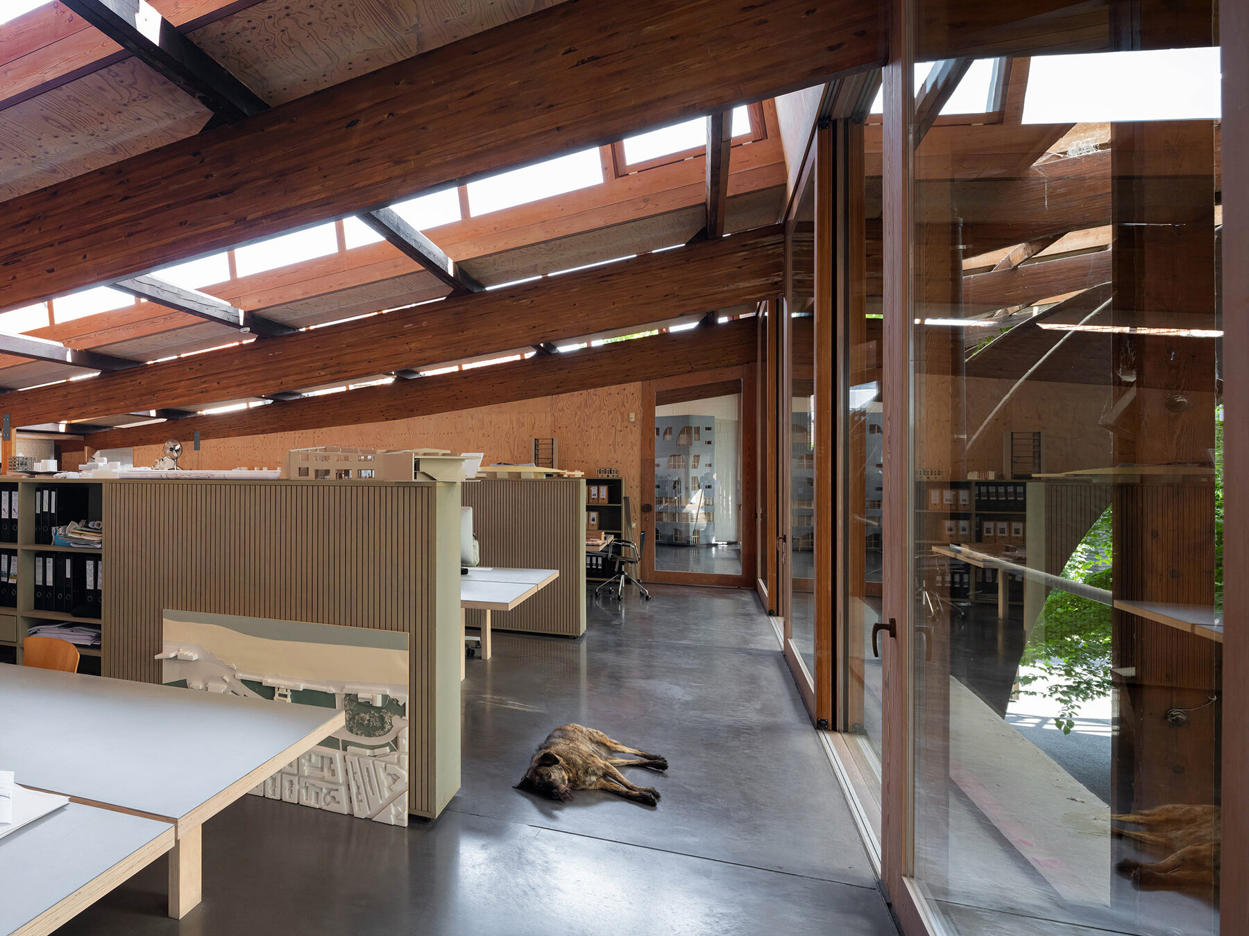 archmospheres-marc-goodwin-architecture-studios-belgium-designboom-014a