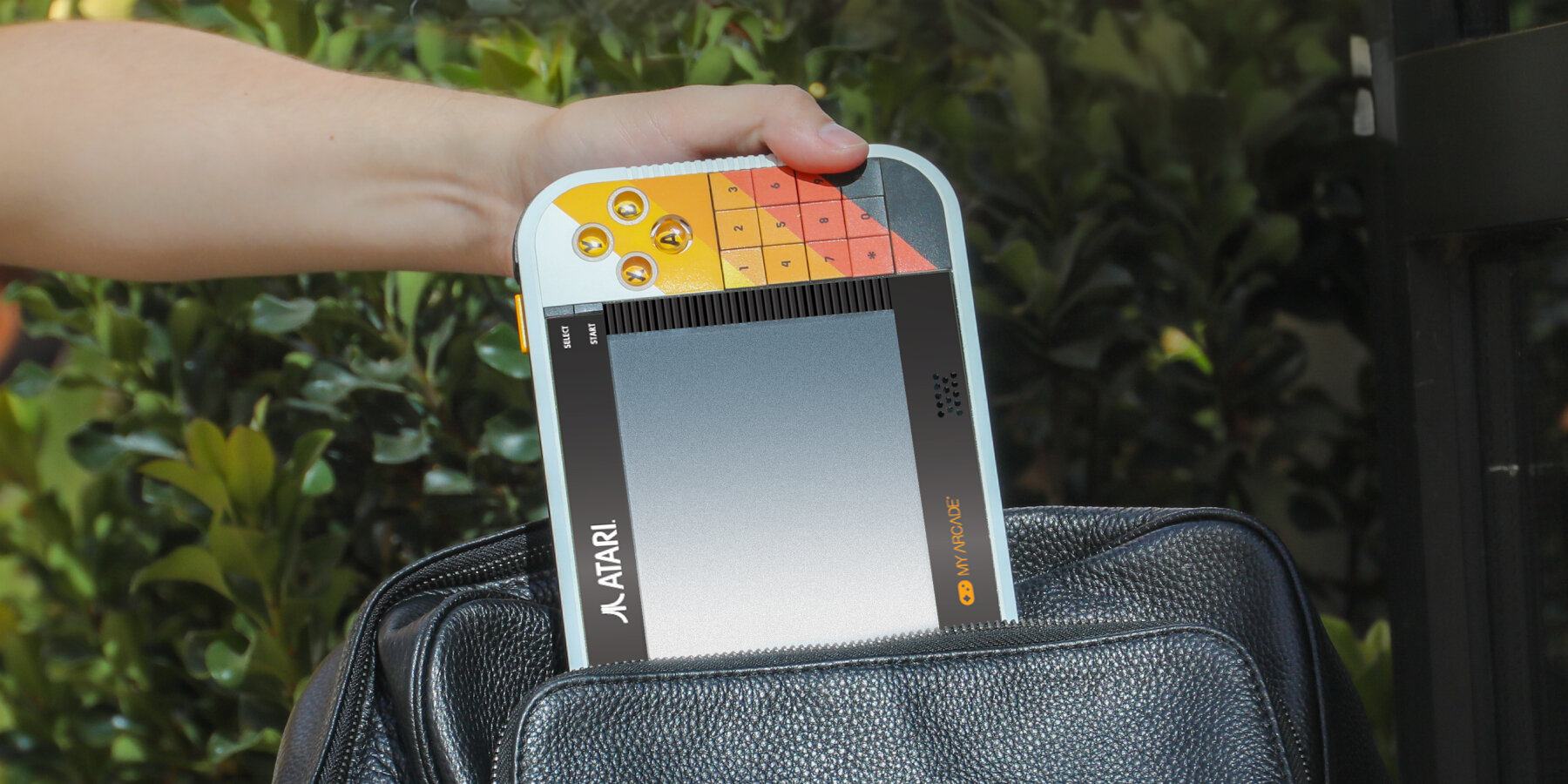 atari-gamestation-go-retro-gaming-glowing-controls-action-buttons-trackball-my-arcade-designboom-ban2