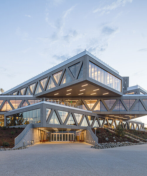 bjarke ingels completes stacked science center for claremont mckenna college in california