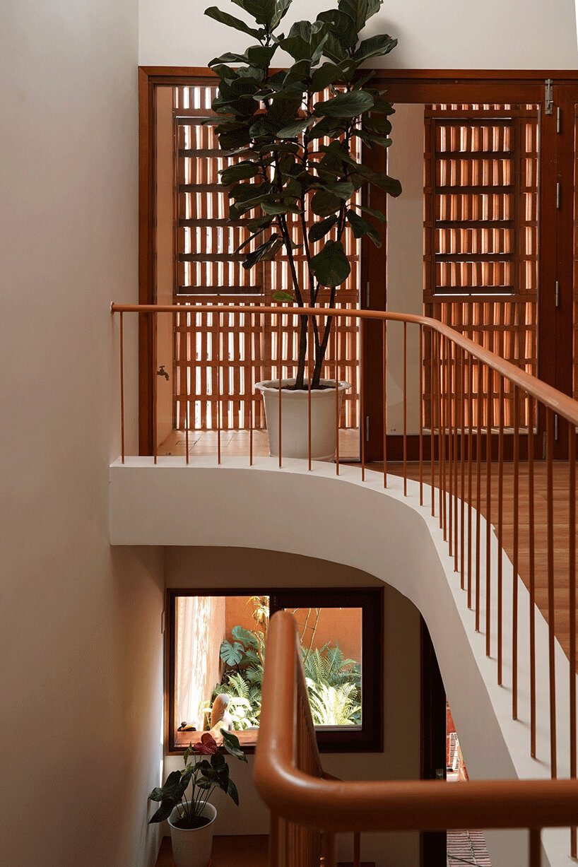 Estudio de campo vietnamita de ladrillo transpirable Hogar de múltiples generaciones