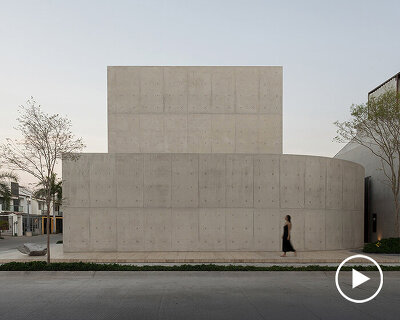 casa tao: HW studio frames calm courtyards through minimalist concrete interiors