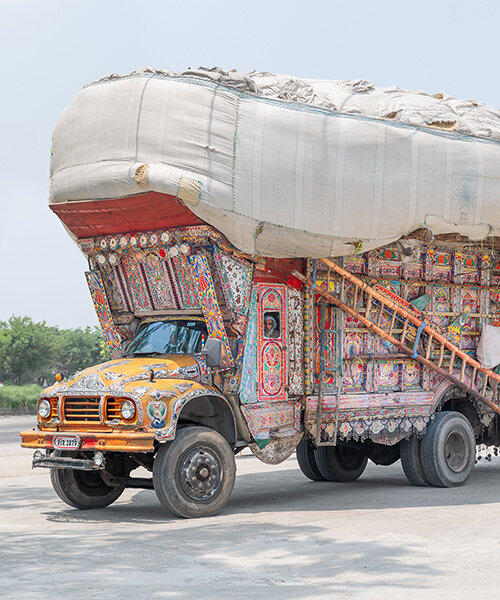 christopher herwig captures the dazzling designs of south asia's trucks and tuk tuks