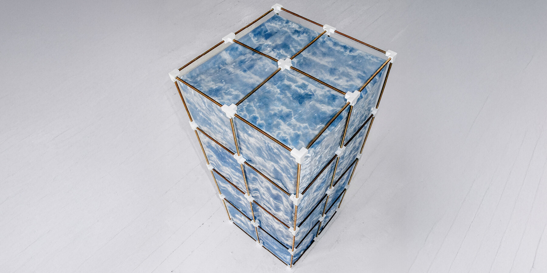 copia-new-yorkea-massimiliano-malago-skyscraper-chair-designboom-1800-2