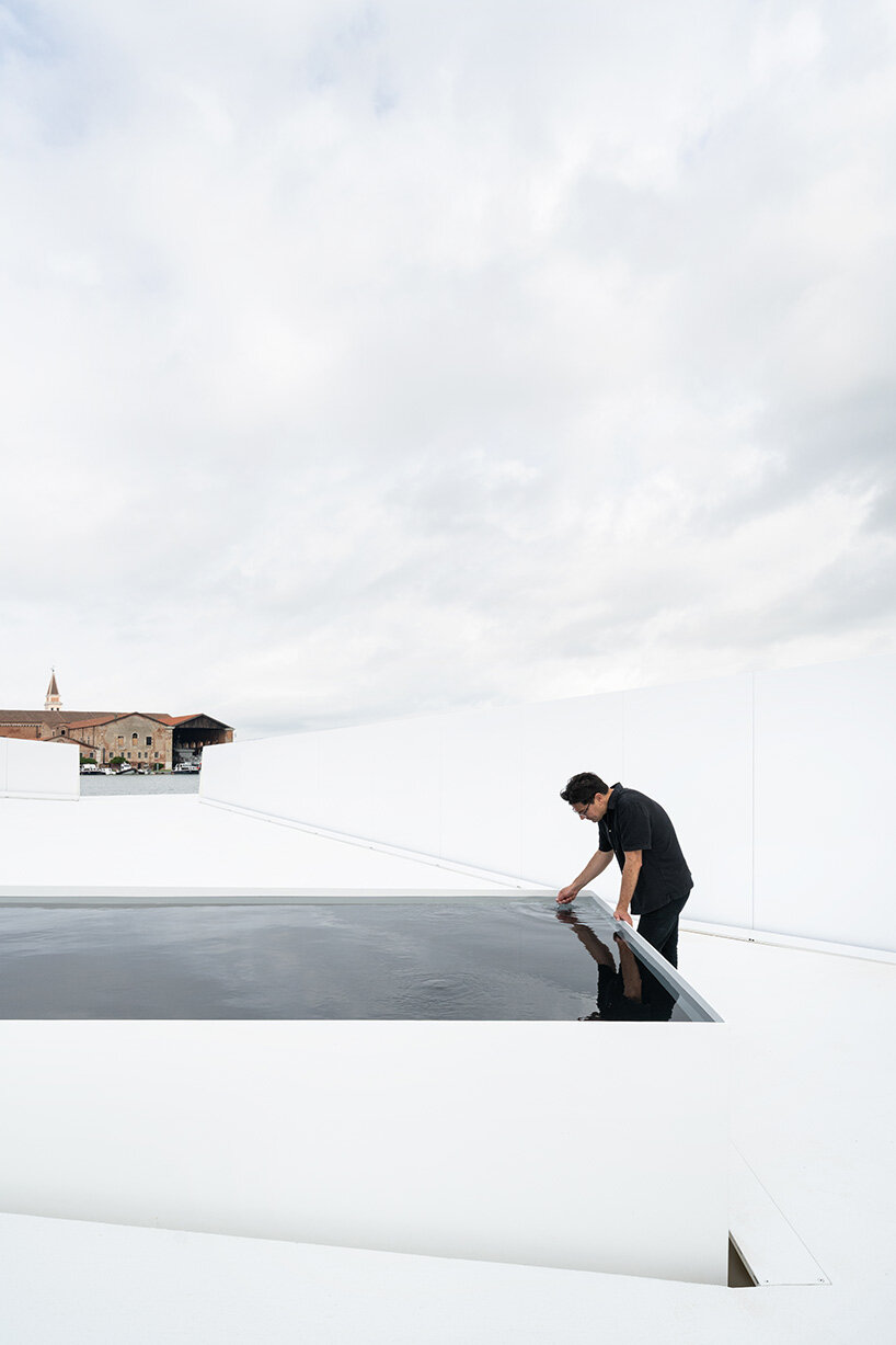 carlo ratti & höweler + yoon launch floating cultural plaza in venice ahead of brazil's COP30