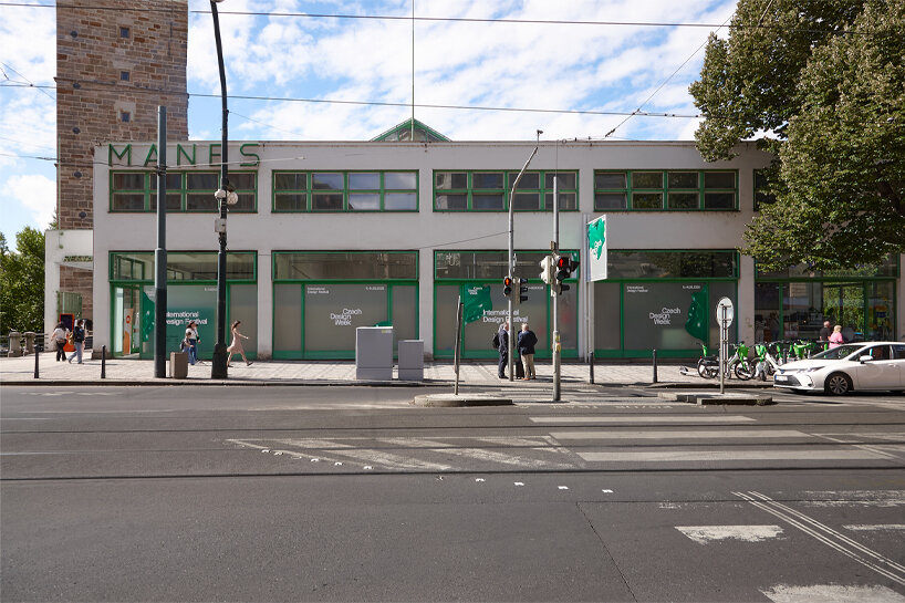 Semana del diseño checo 2025 Tradición, tecnología y artesanía del puente en el sitio histórico de Praga